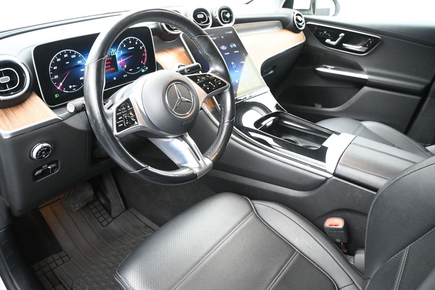 Mercedes-Benz GLC GLC 300 - Image 2