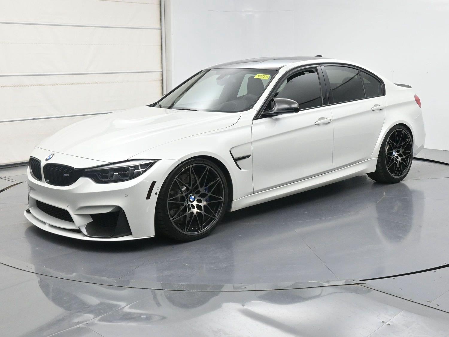 BMW M3 Base - Image 2