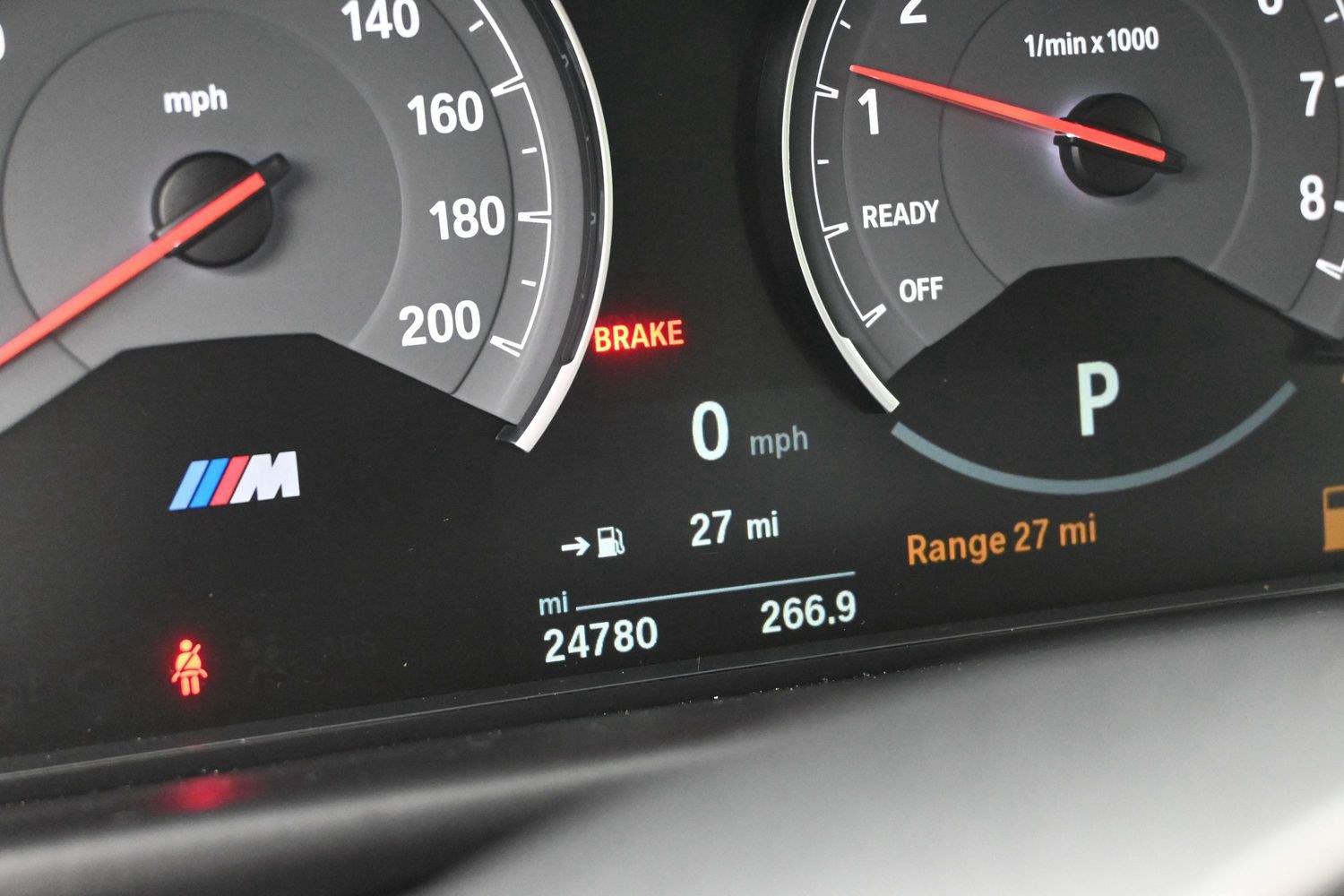BMW M3 Base - Image 4