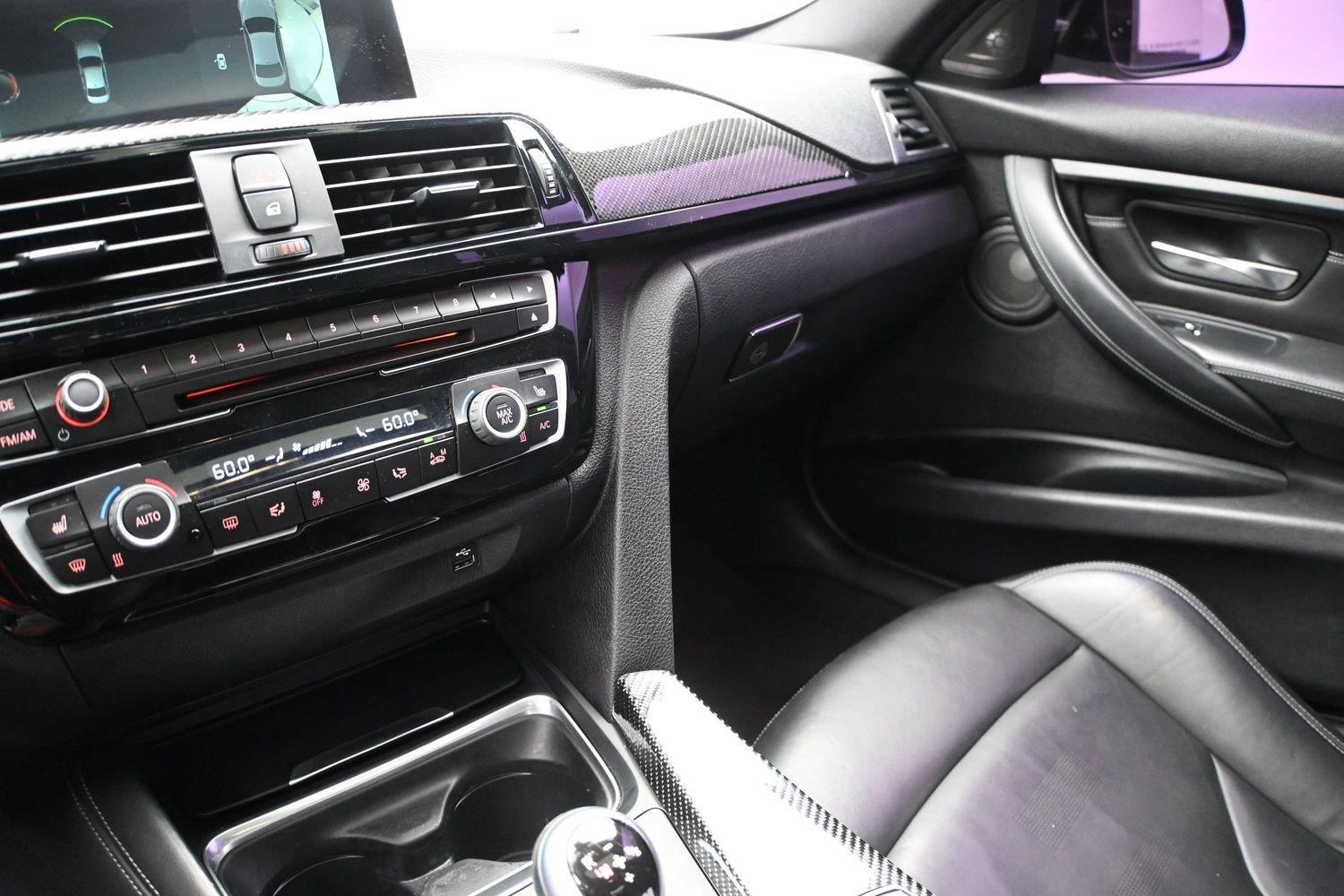 BMW M3 4DR SDN - Image 5