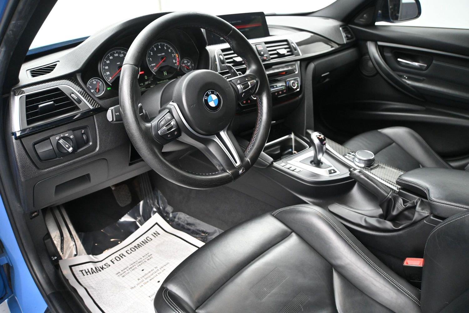 BMW M3 Base - Image 3