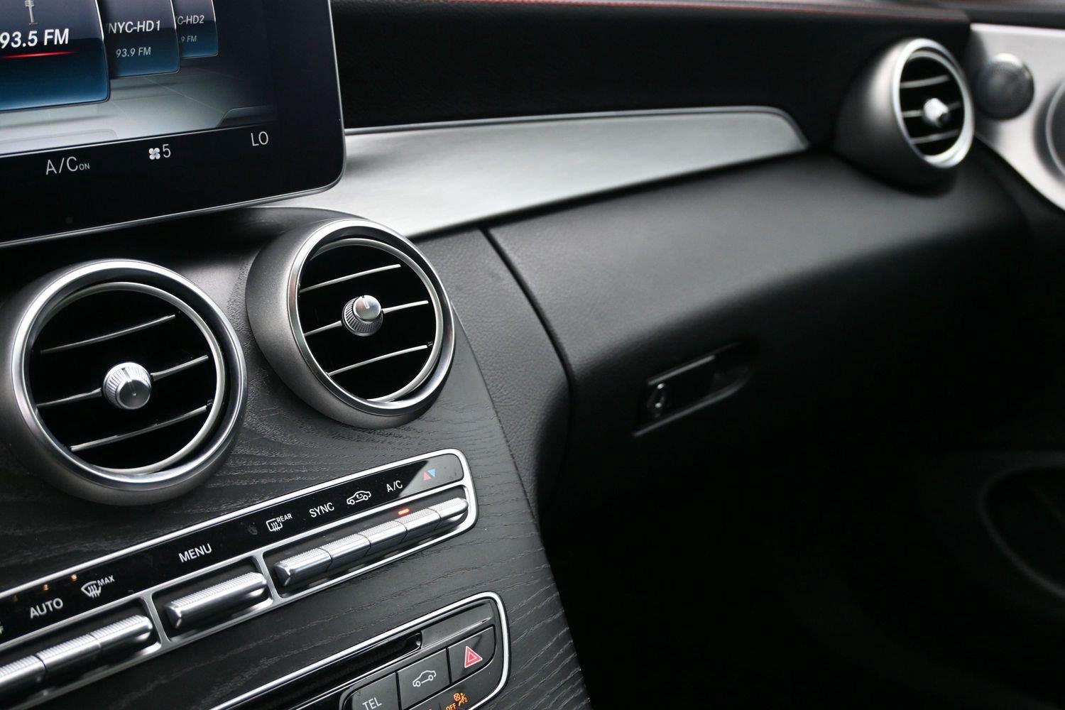 Mercedes-Benz C-Class AMG C 43 - Image 3