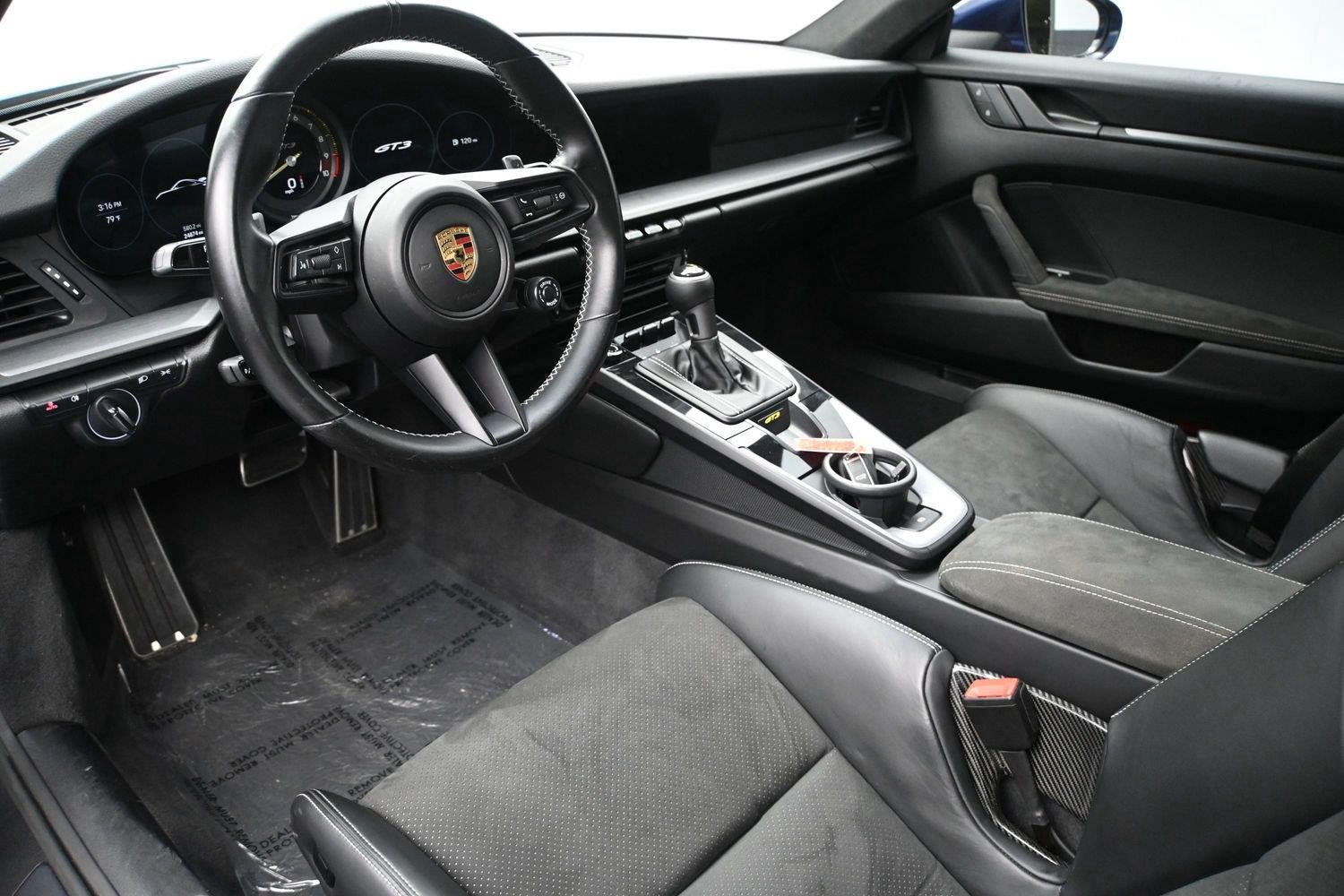 Porsche 911 GT3 - Image 2