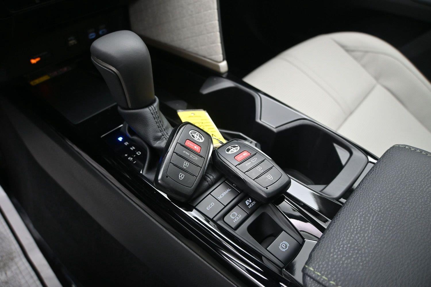 Toyota Camry XSE - Image 5