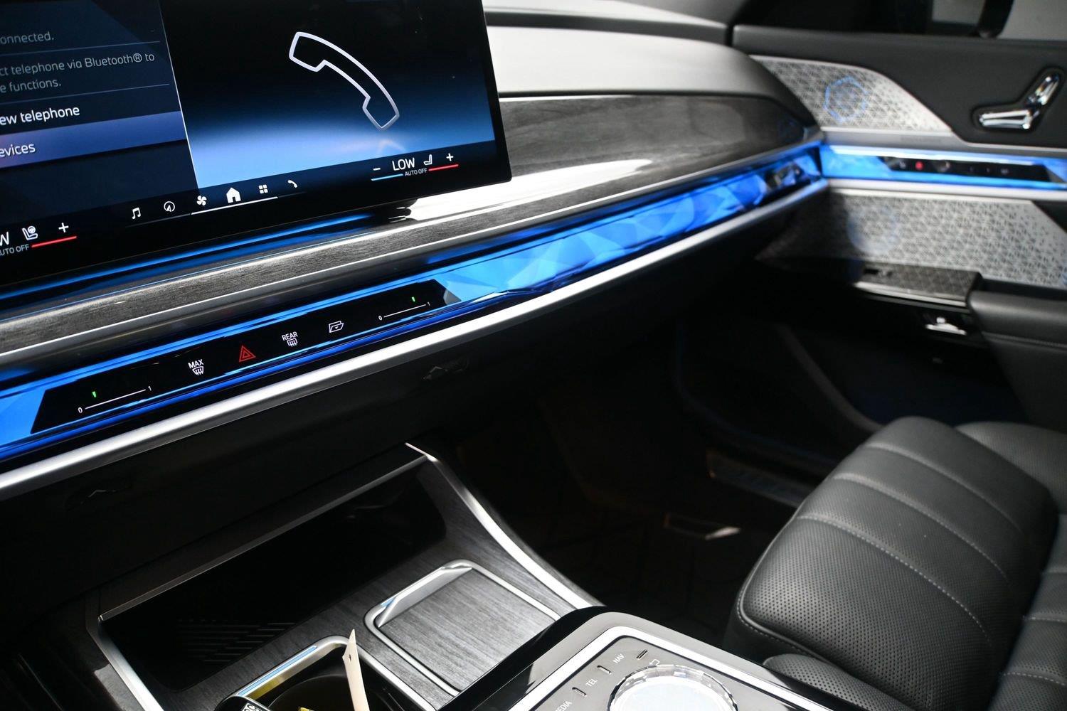 BMW 7 Series 760i xDrive - Image 3