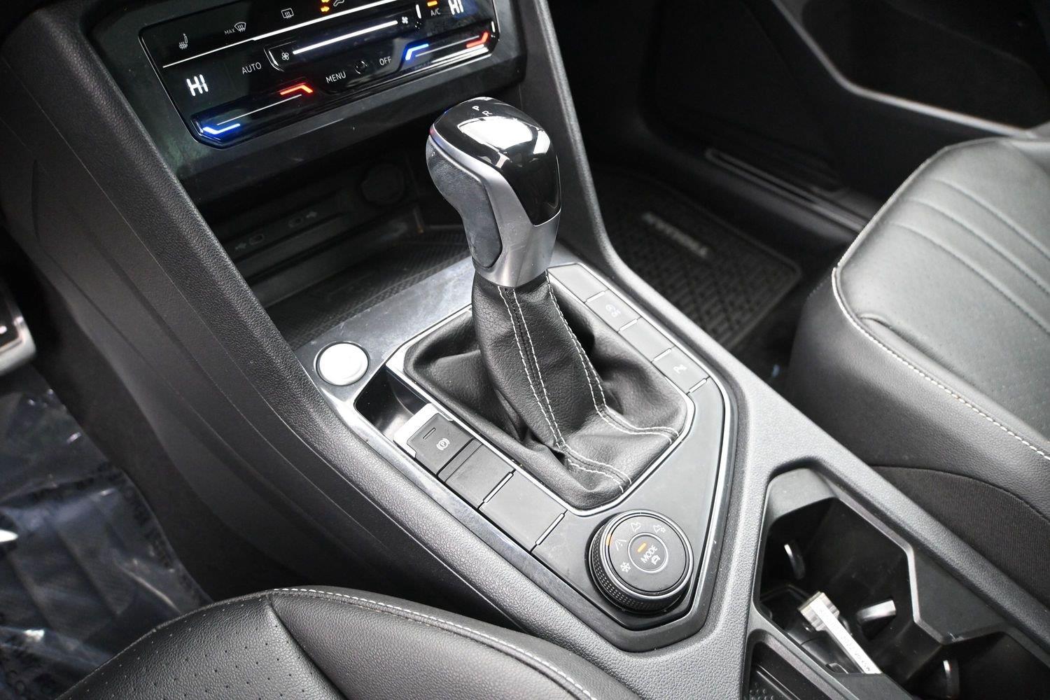 Volkswagen Tiguan SE R-Line Black - Image 5