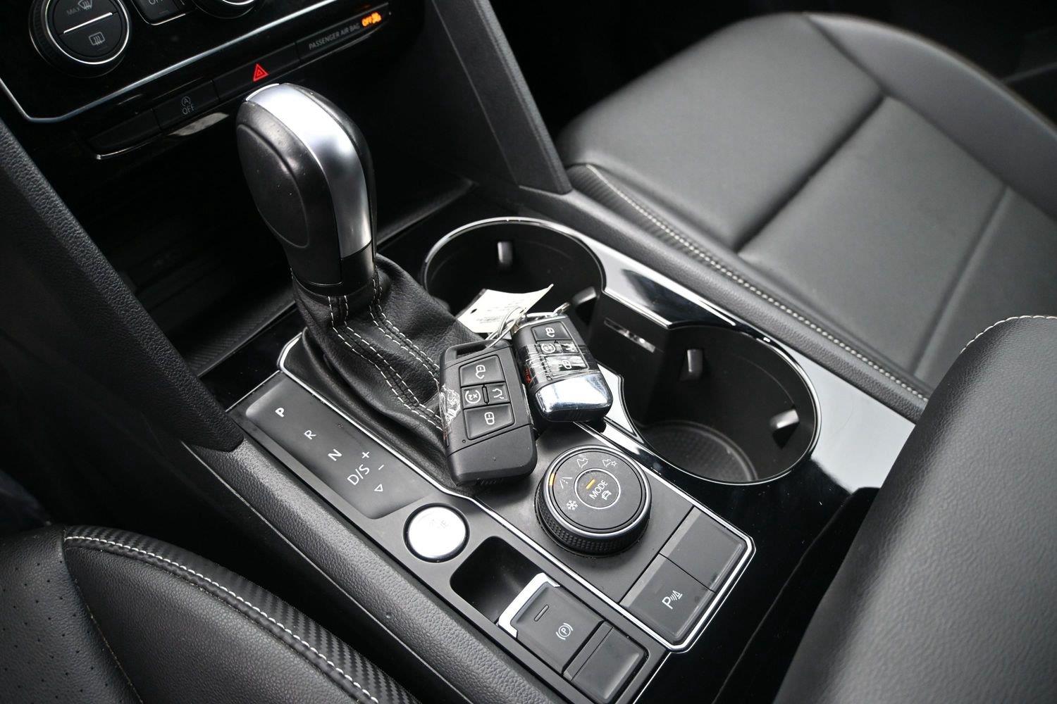 VOLKSWAGEN ATLAS CROSS SPO 3.6L V6 SEL R-LIN - Image 5