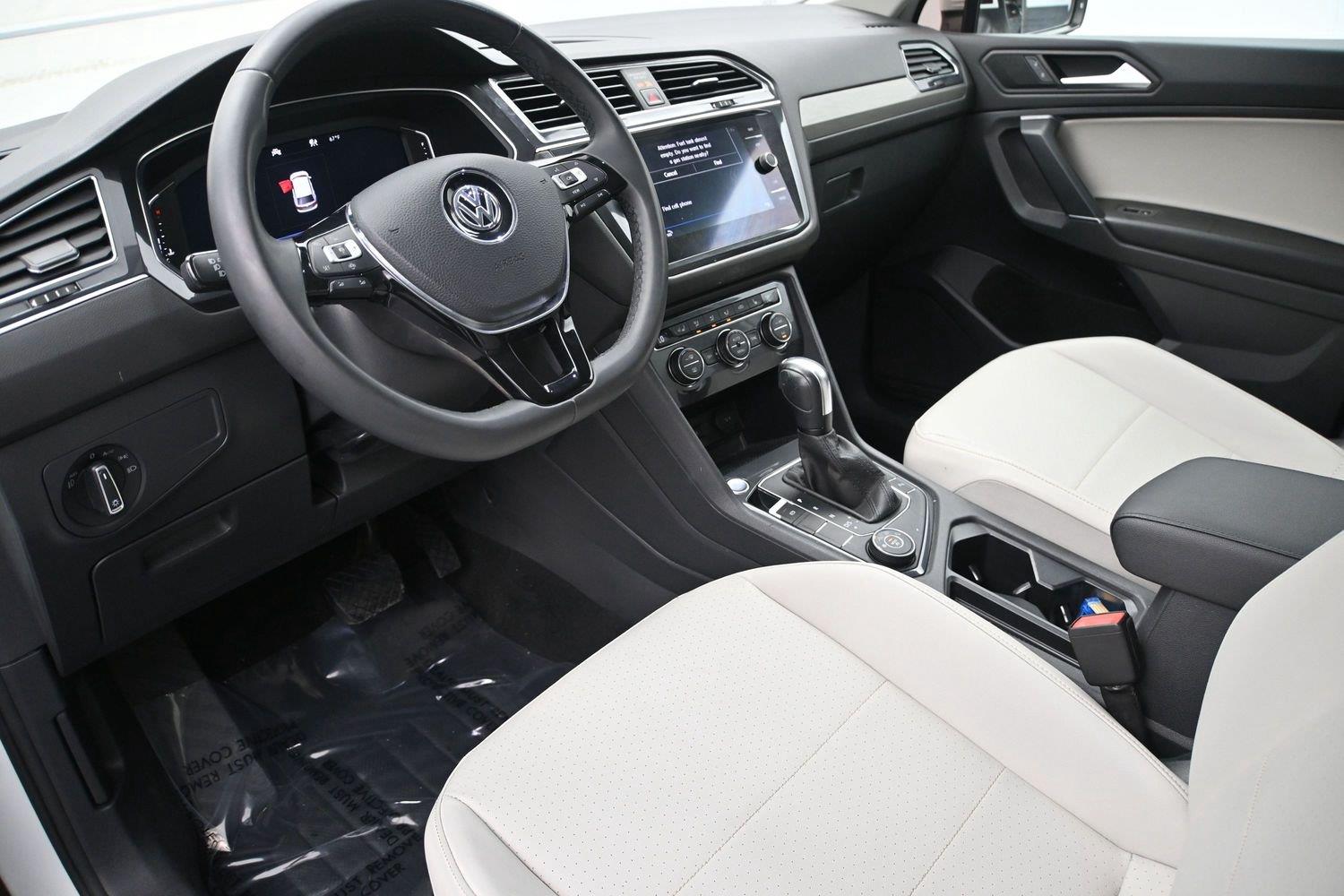 Volkswagen Tiguan SEL - Image 3