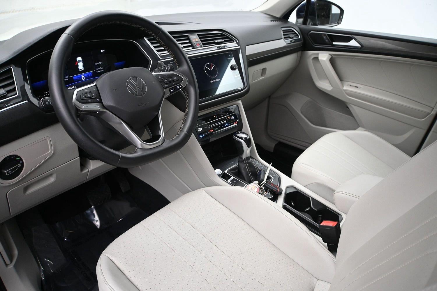 Volkswagen Tiguan SE - Image 2