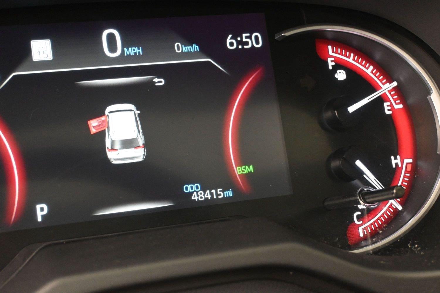 Toyota RAV4 XLE - Image 3