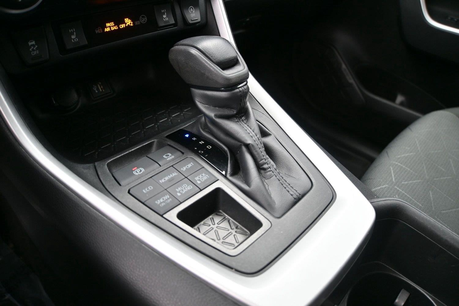 Toyota RAV4 XLE - Image 5
