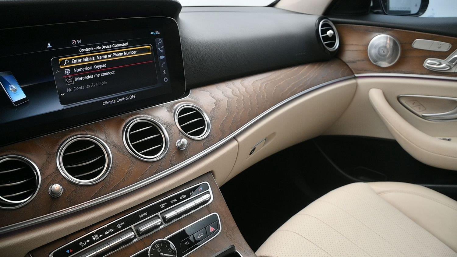 Mercedes-Benz E-Class E 350 - Image 4