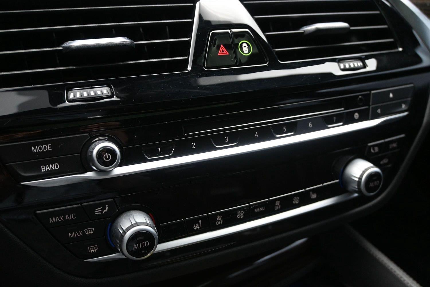BMW 5 Series 540i xDrive - Image 5