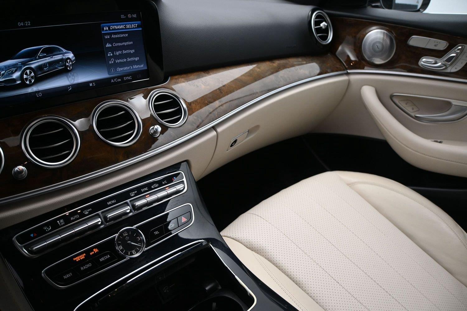 Mercedes-Benz E-Class E 300 Sport - Image 4