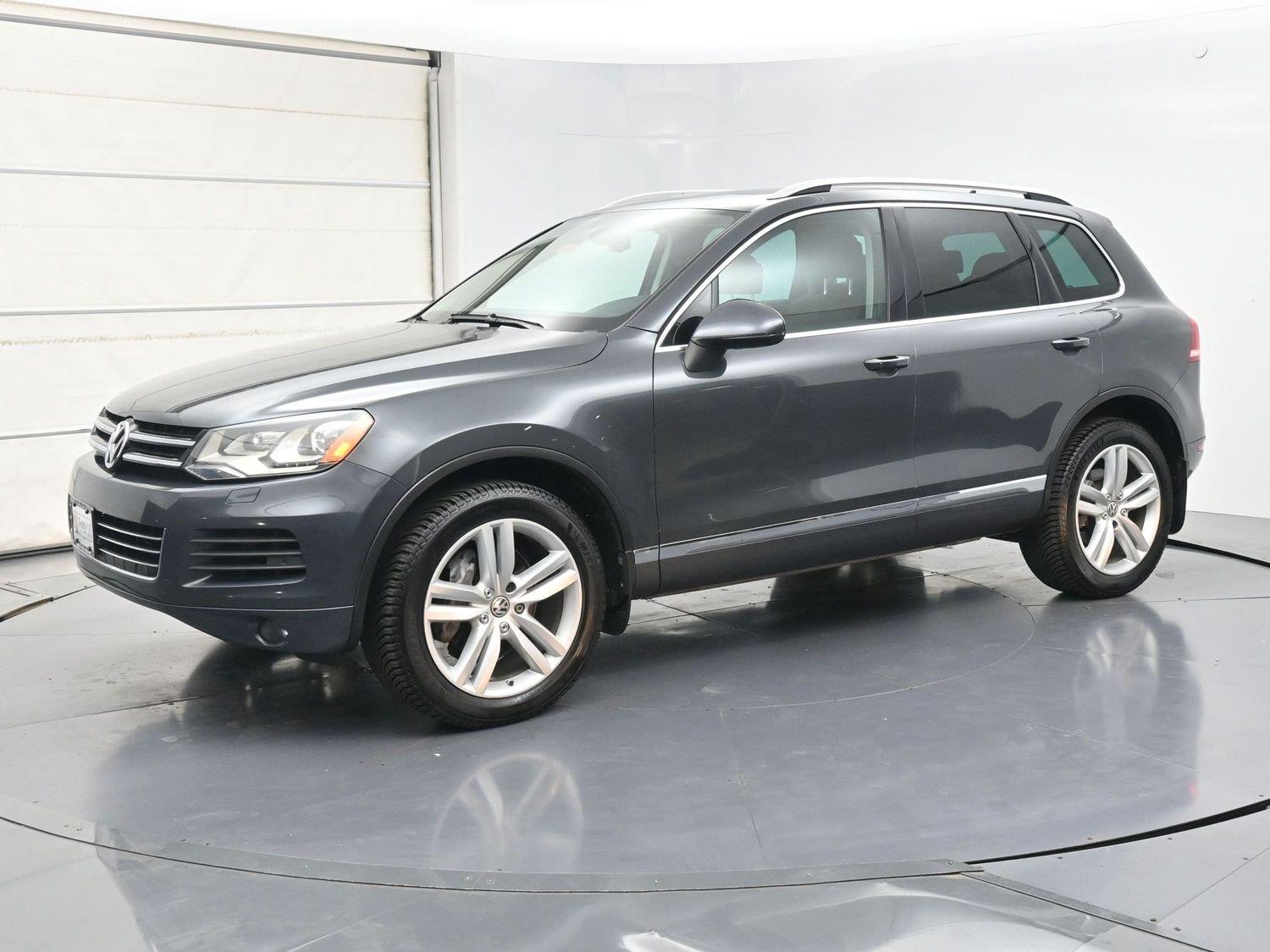 Dark Flint Metallic 2014 Volkswagen Touareg SUV / Crossover  Automatic