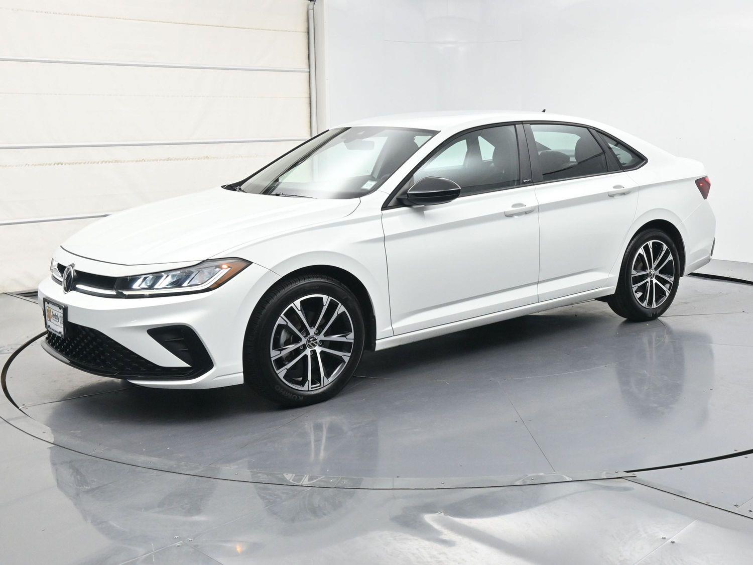 2025 Volkswagen Jetta Sport FWD