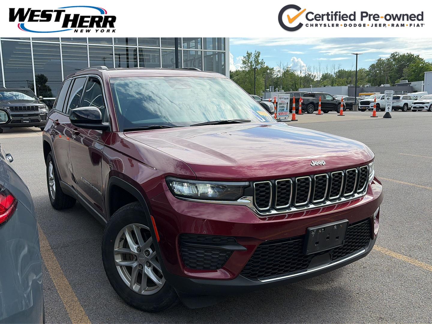 Velvet Red Pearlcoat 2023 Jeep Grand Cherokee SUV / Crossover Four-Wheel Drive 8-Speed Automatic