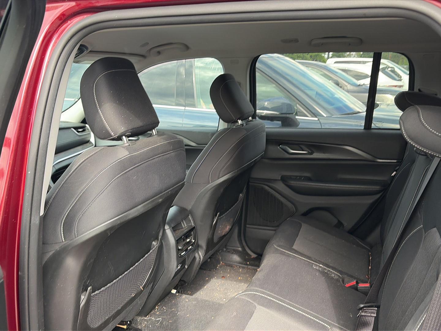 Certified Used 2023 Velvet Red Pearlcoat Jeep Laredo image 8