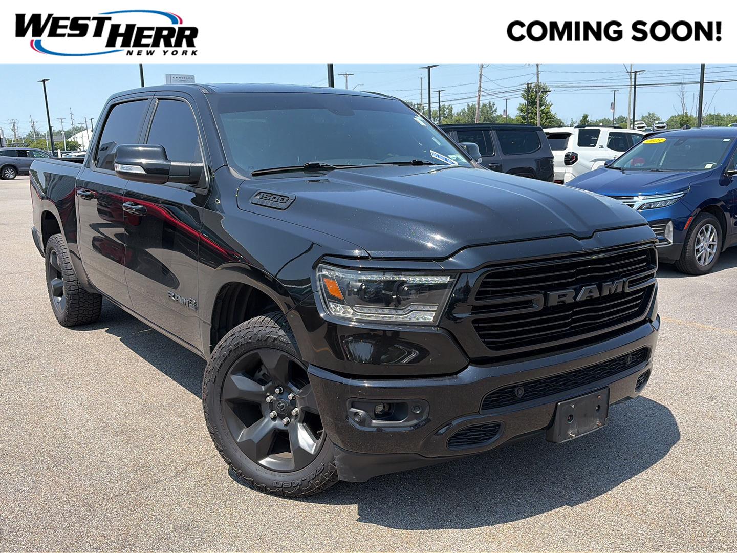 Diamond Black Crystal Pearlcoat 2019 RAM 1500 Pickup Truck Four-Wheel Drive 8-Speed Automatic