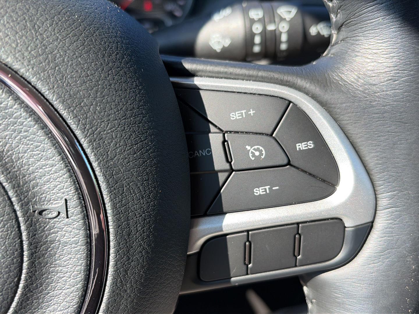 Used 2023 Graphite Gray Jeep Latitude image 8