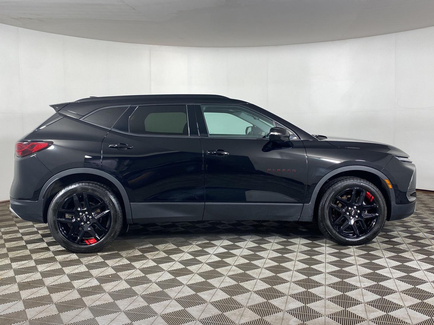 Used 2024 Black Chevrolet LT image 8