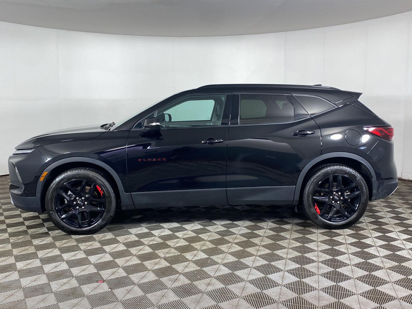 Used 2024 Black Chevrolet LT image 7