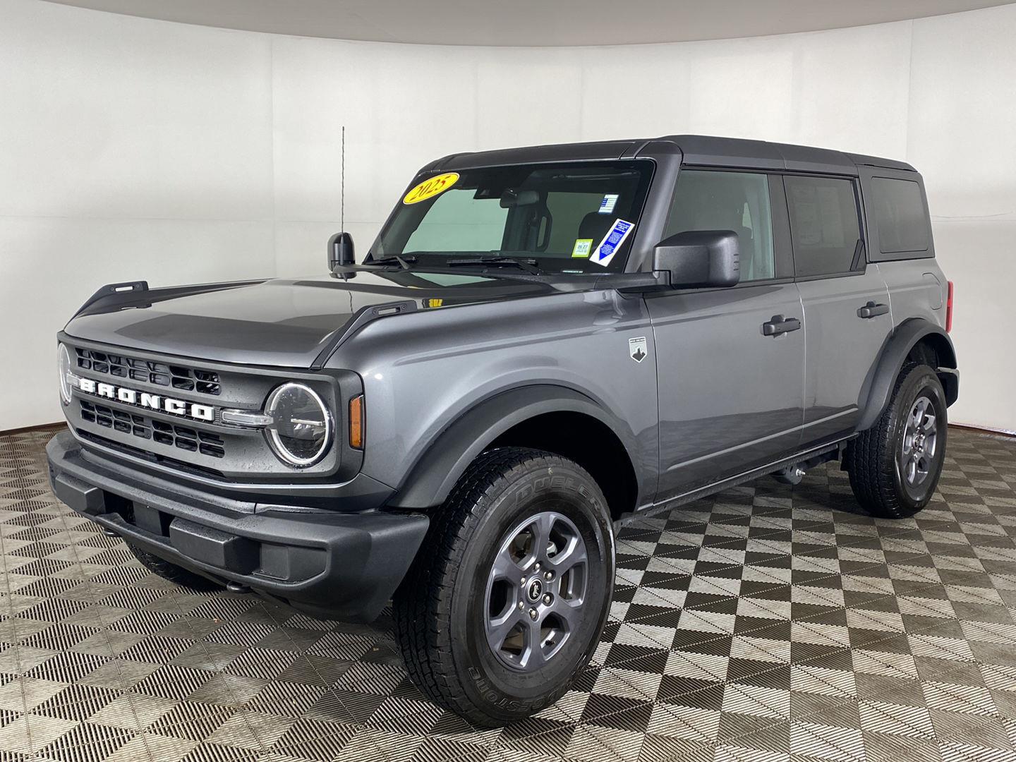 View vehicle photo 2