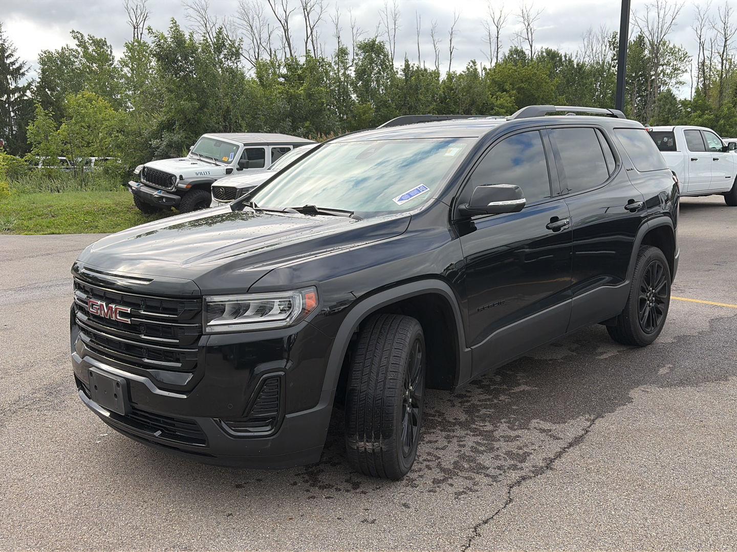 View vehicle photo 4