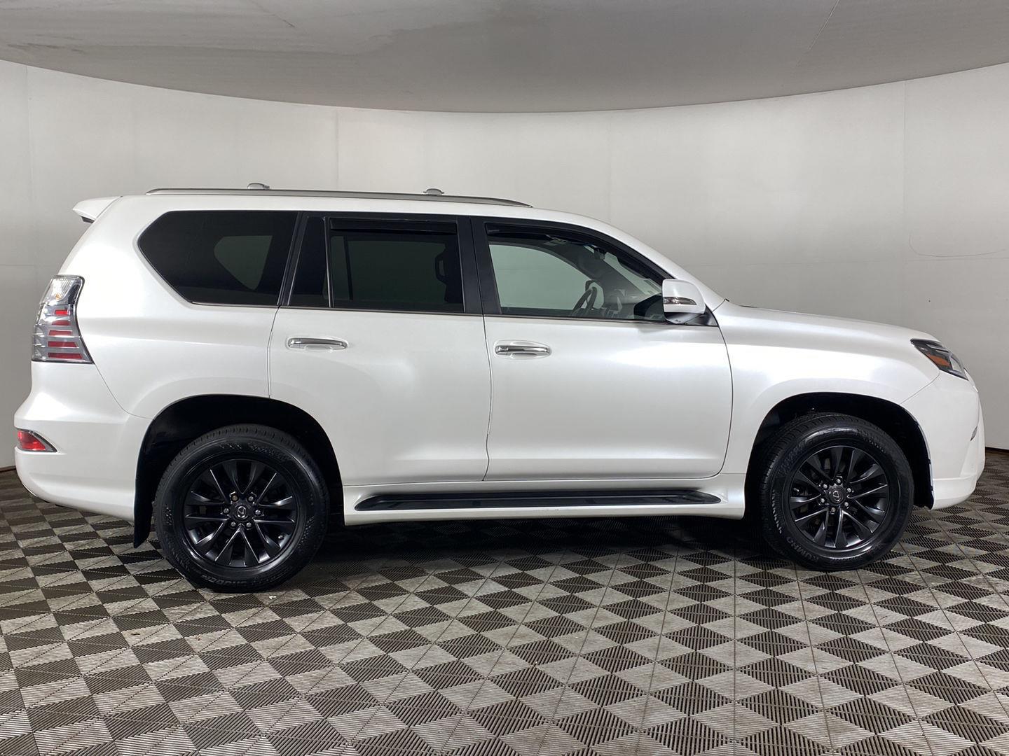 Used 2023 Eminent White Pearl Lexus GX 460 Premium image 6