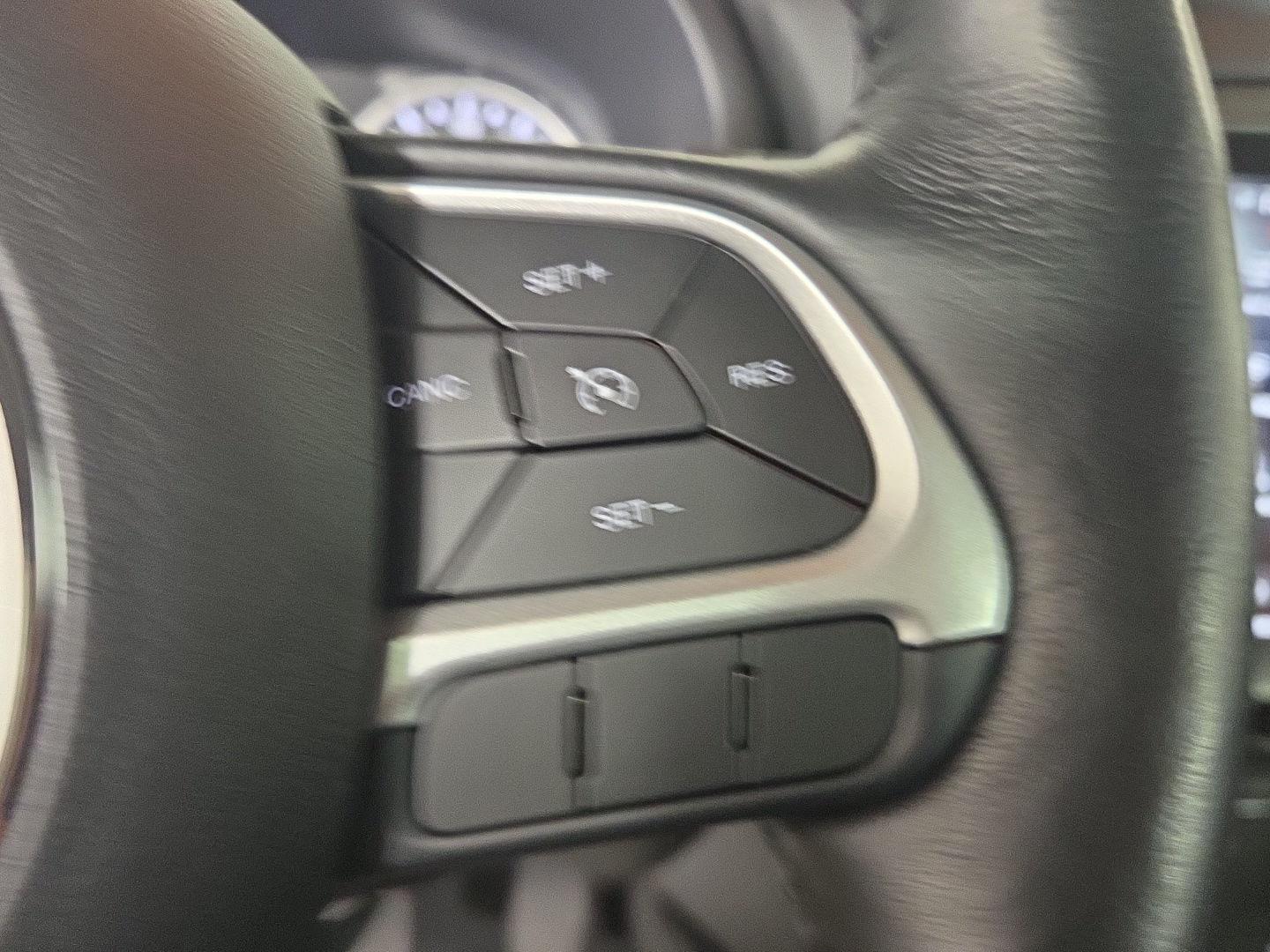 Certified Used 2023 Graphite Gray Jeep Latitude image 18
