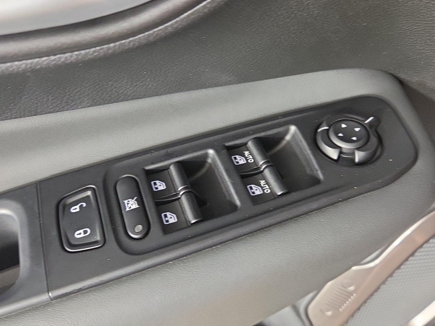 Certified Used 2023 Graphite Gray Jeep Latitude image 21