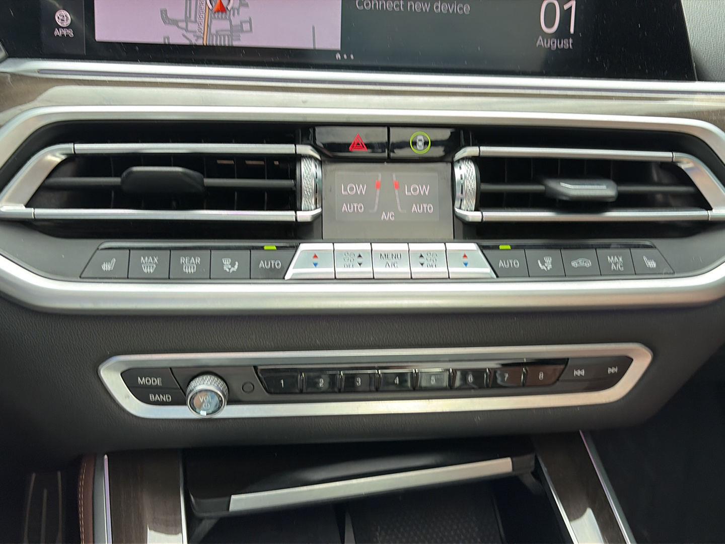 Used 2022 Alpine White BMW xDrive40i image 13