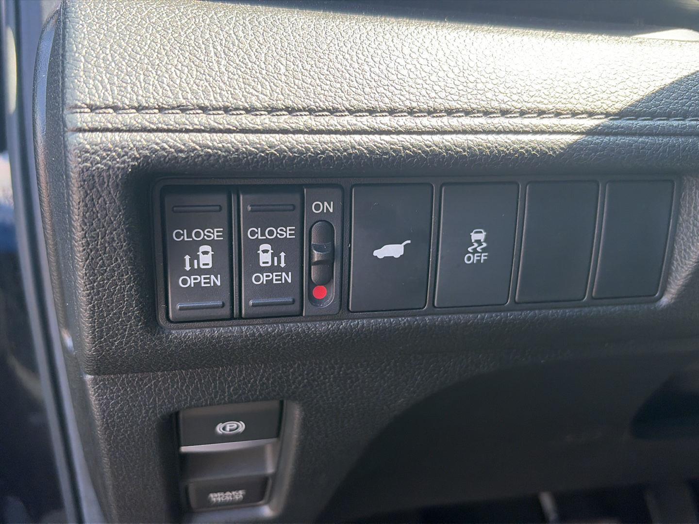 Used 2025  Honda EX-L image 9