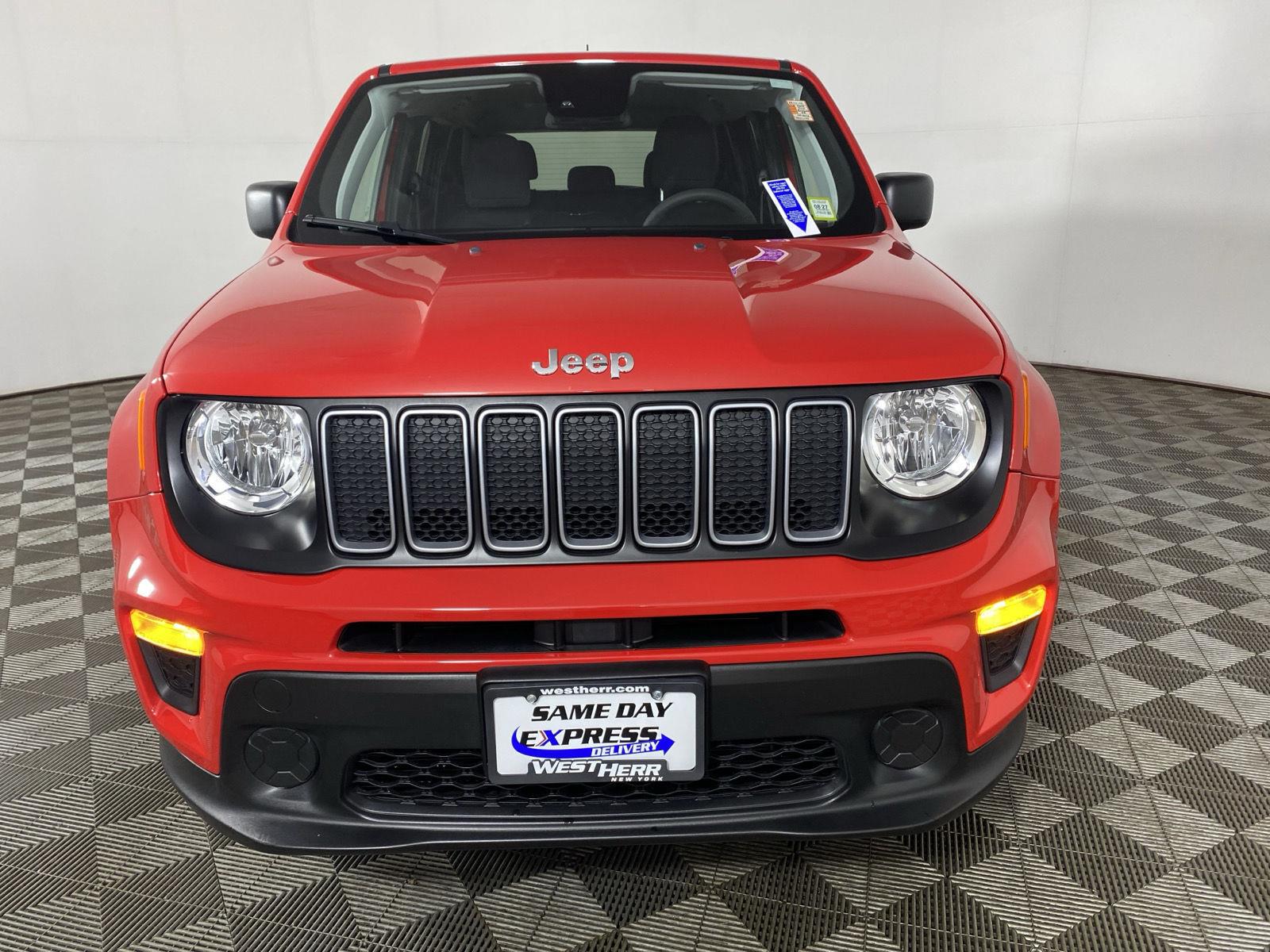 Certified Used 2023 Colorado Red Clearcoat Jeep Latitude image 2