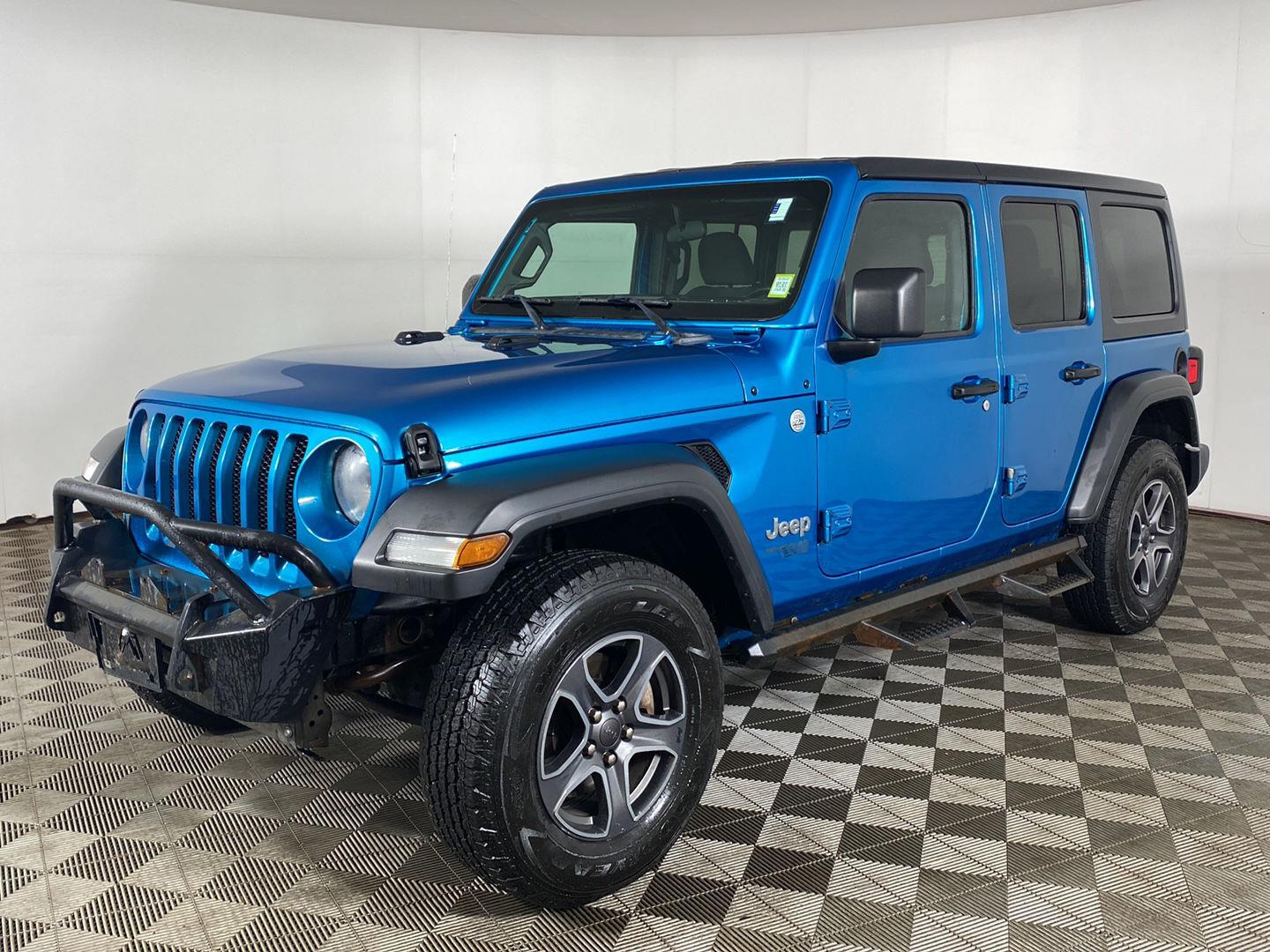 View vehicle photo 2