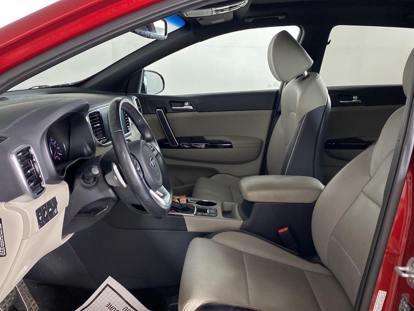 Used 2021 Hyper Red Kia SX Turbo image 22