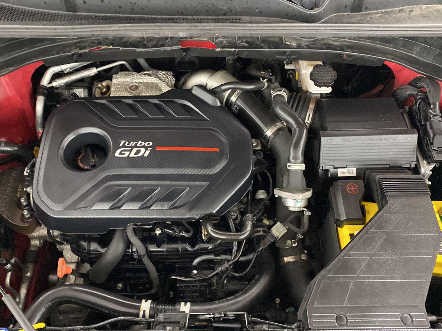 Used 2021 Hyper Red Kia SX Turbo image 27