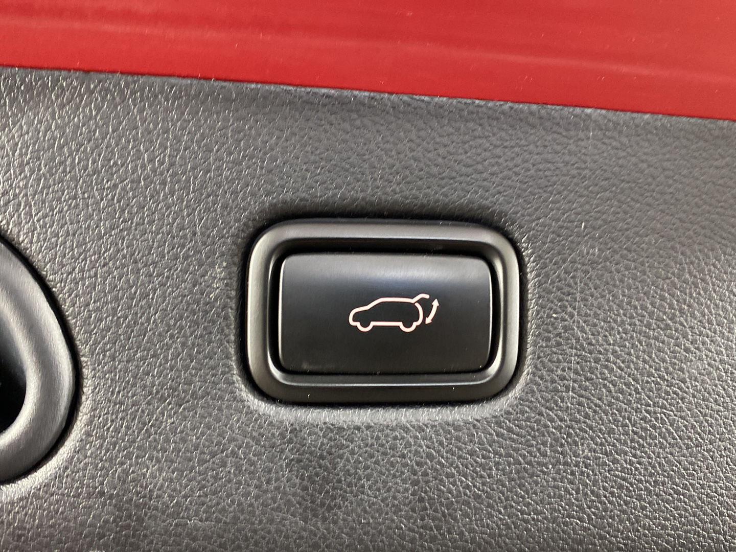 Used 2021 Hyper Red Kia SX Turbo image 29