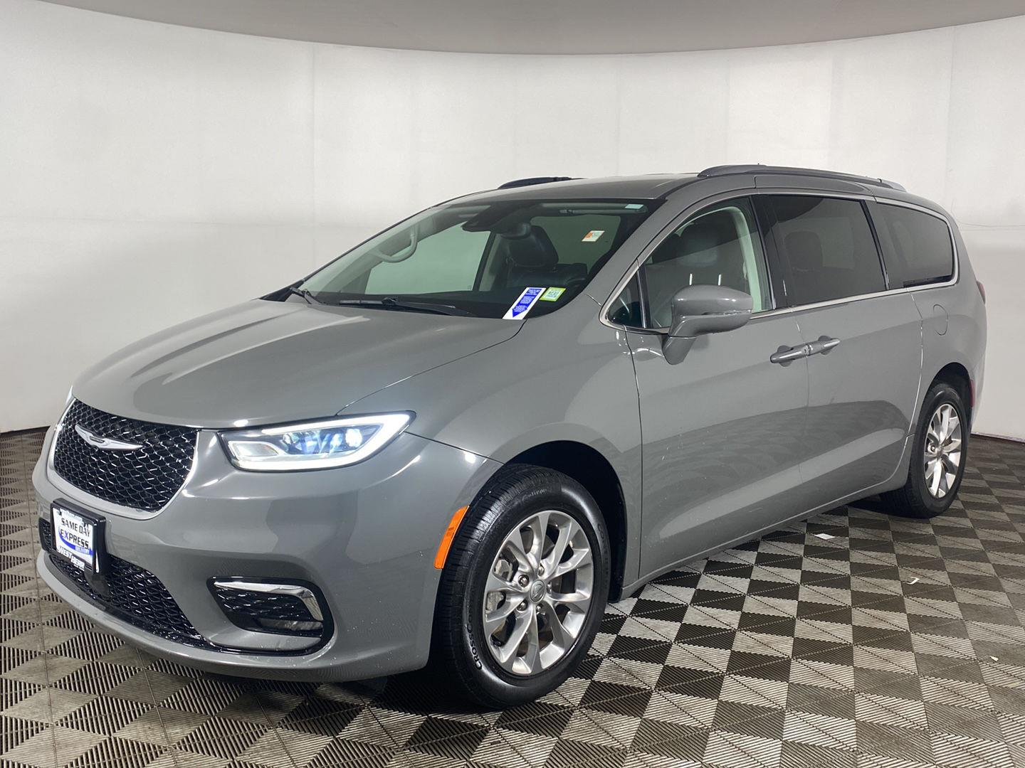 Certified Used 2021 Ceramic Gray Clearcoat Chrysler Touring L AWD image 2