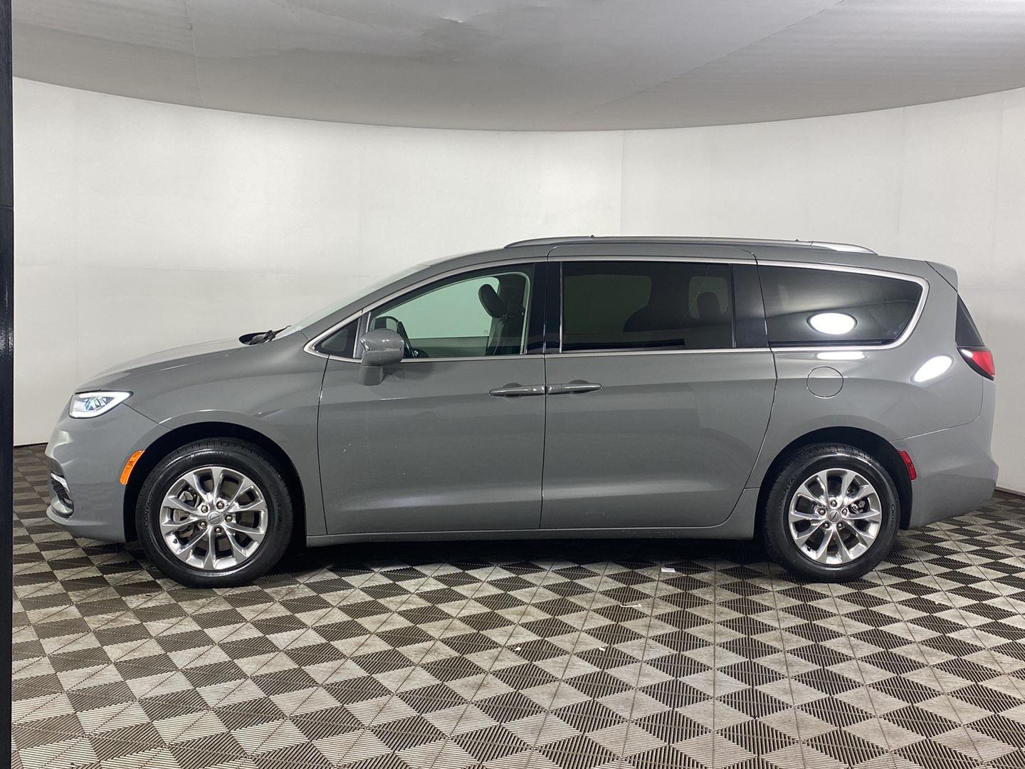 Certified Used 2021 Ceramic Gray Clearcoat Chrysler Touring L AWD image 6