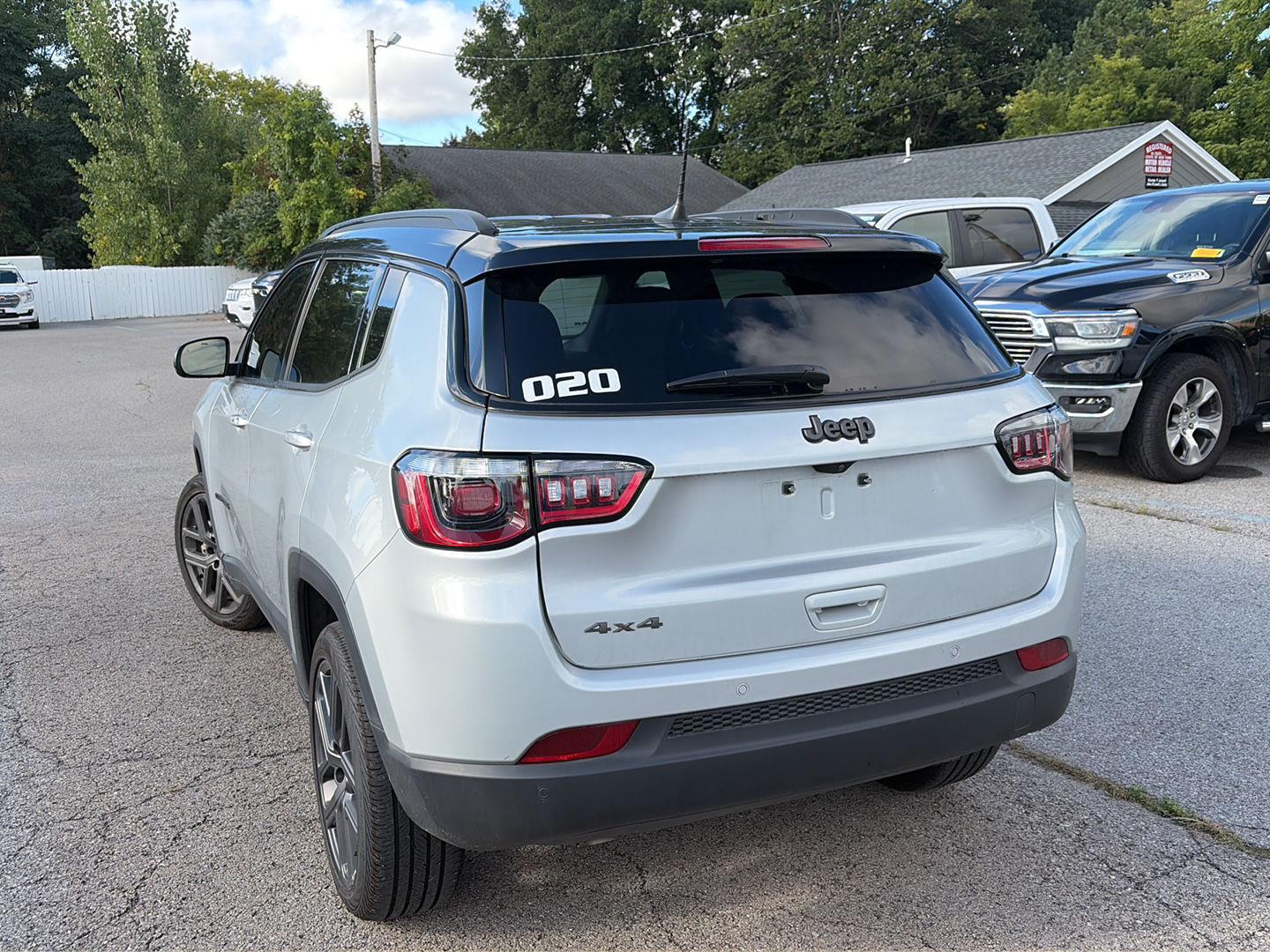 Used 2026 Silver Zynith Metallic Clearcoat Jeep Limited Altitude image 3