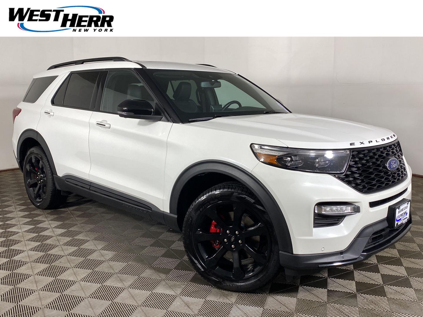 Star White Metallic Tri-Coat 2023 Ford Explorer SUV / Crossover All-Wheel Drive Automatic