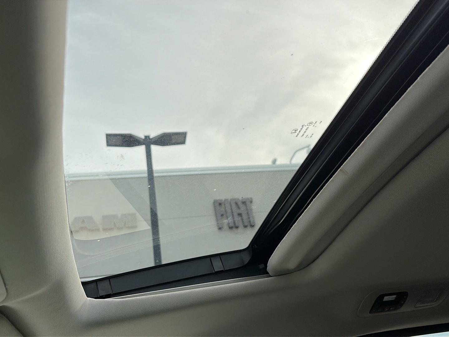 Used 2025  Honda EX-L image 18