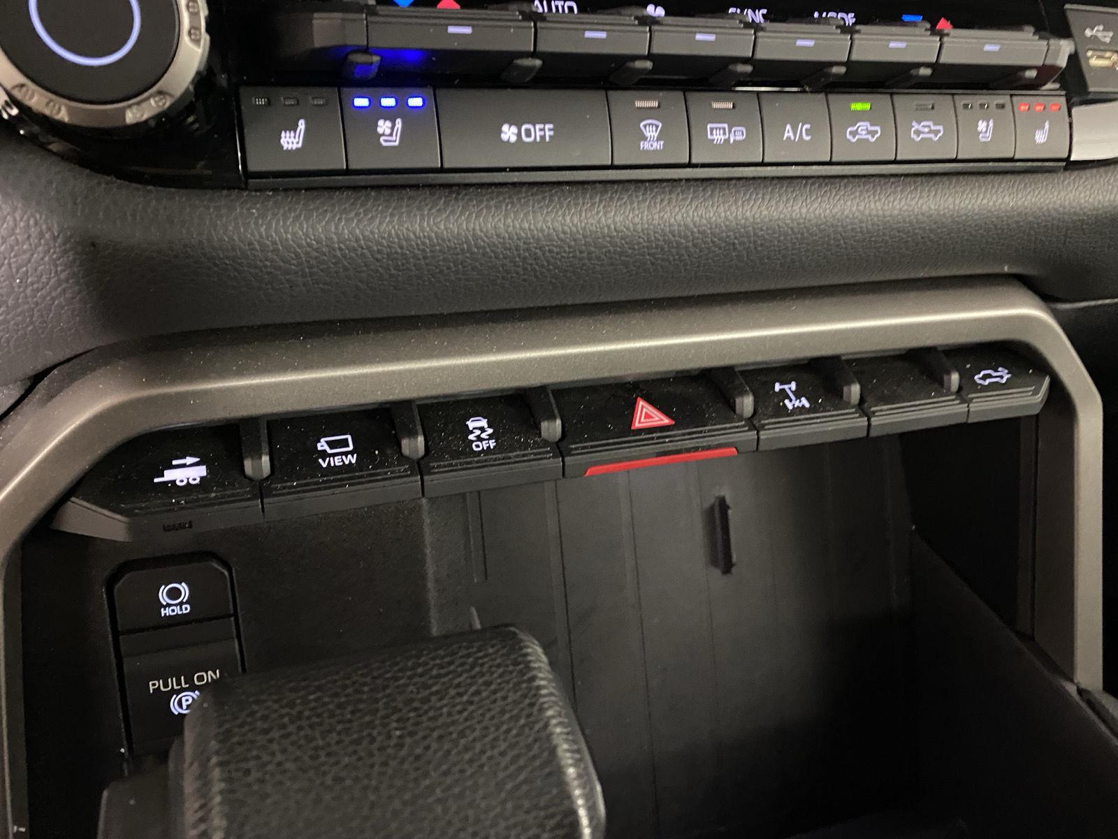 Used 2025 Terra Toyota Limited image 12