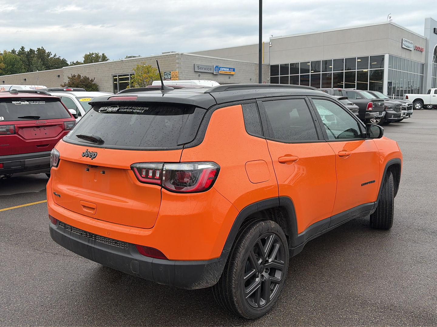 Used 2026 Joose Jeep Limited Altitude image 2