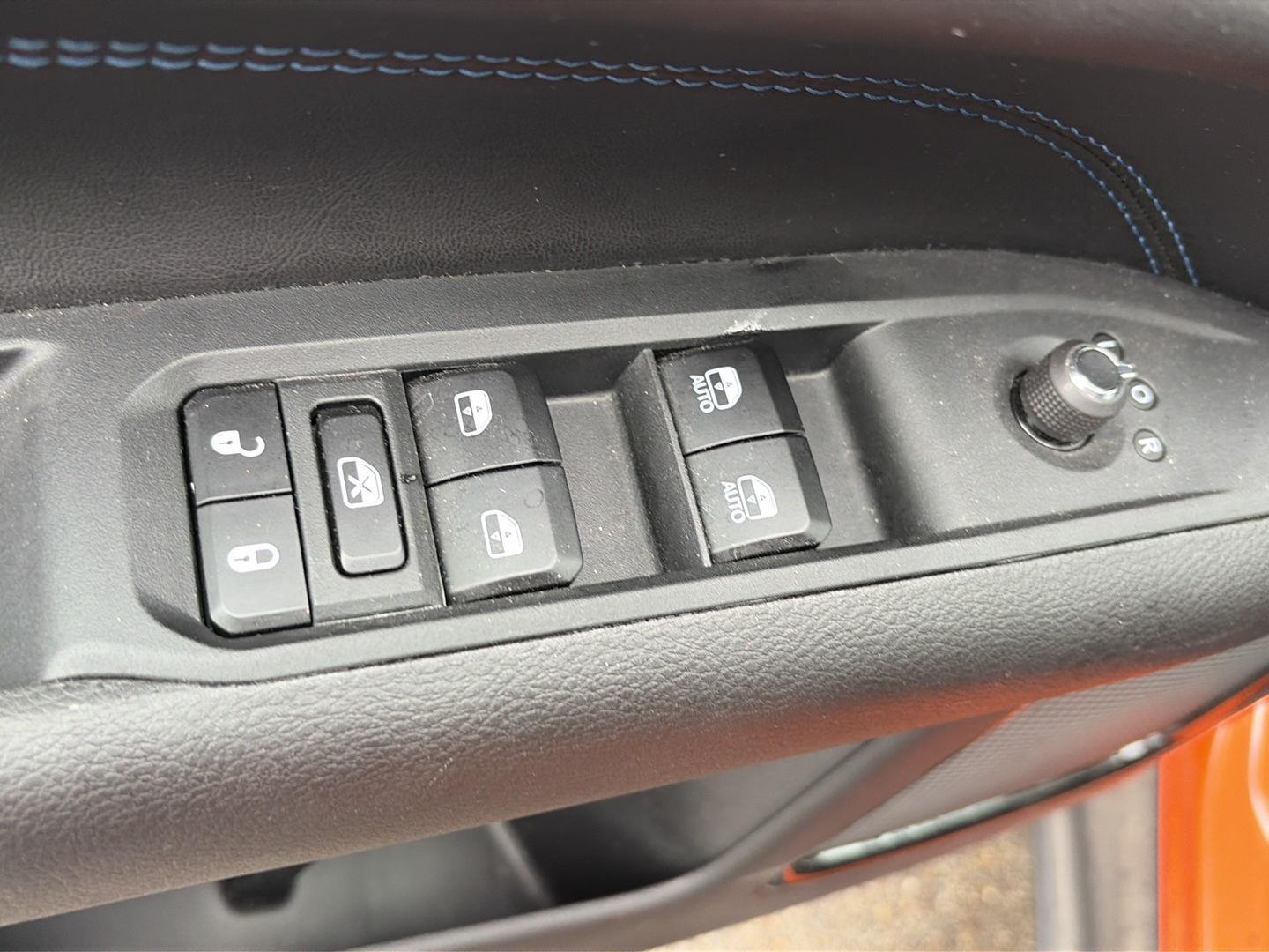 Used 2026 Joose Jeep Limited Altitude image 7