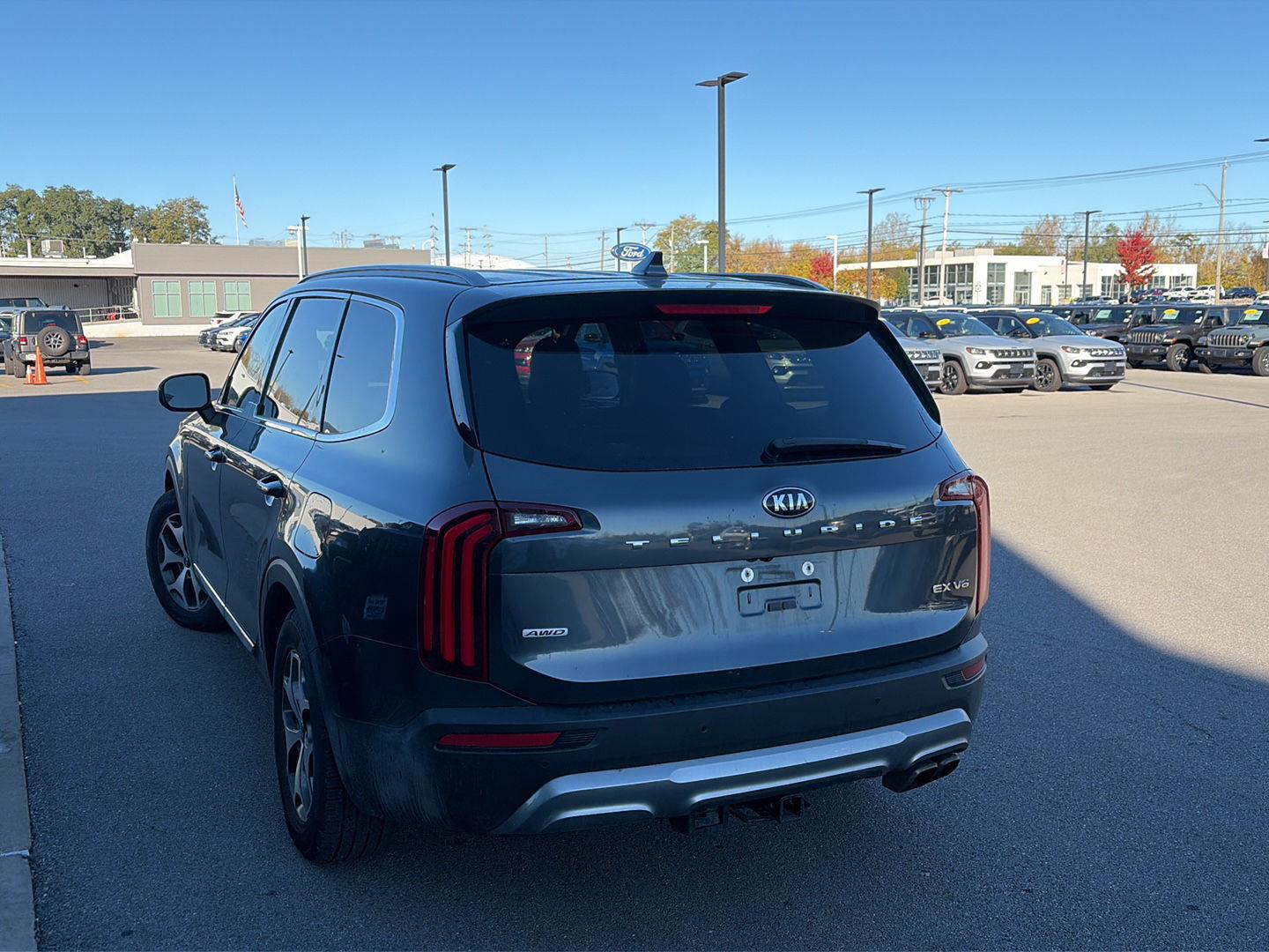 Used 2020 Gravity Gray Kia EX image 3