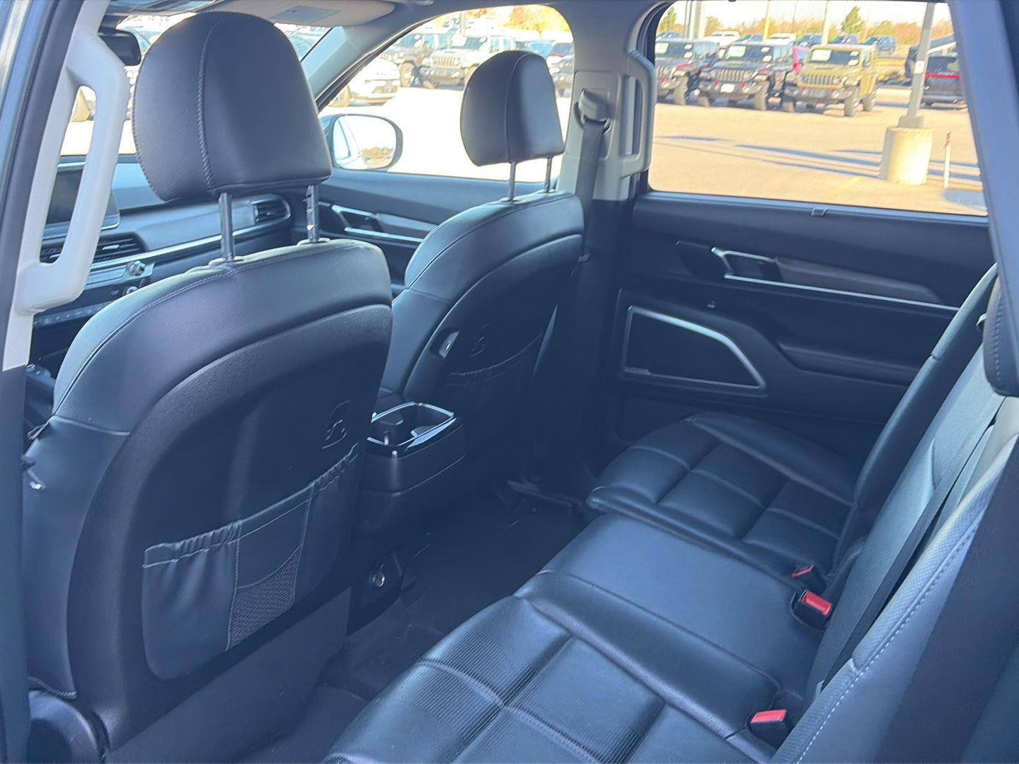 Used 2020 Gravity Gray Kia EX image 6