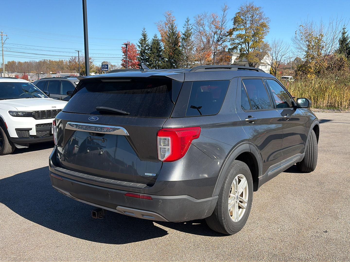Used 2020 Magnetic Ford XLT image 2