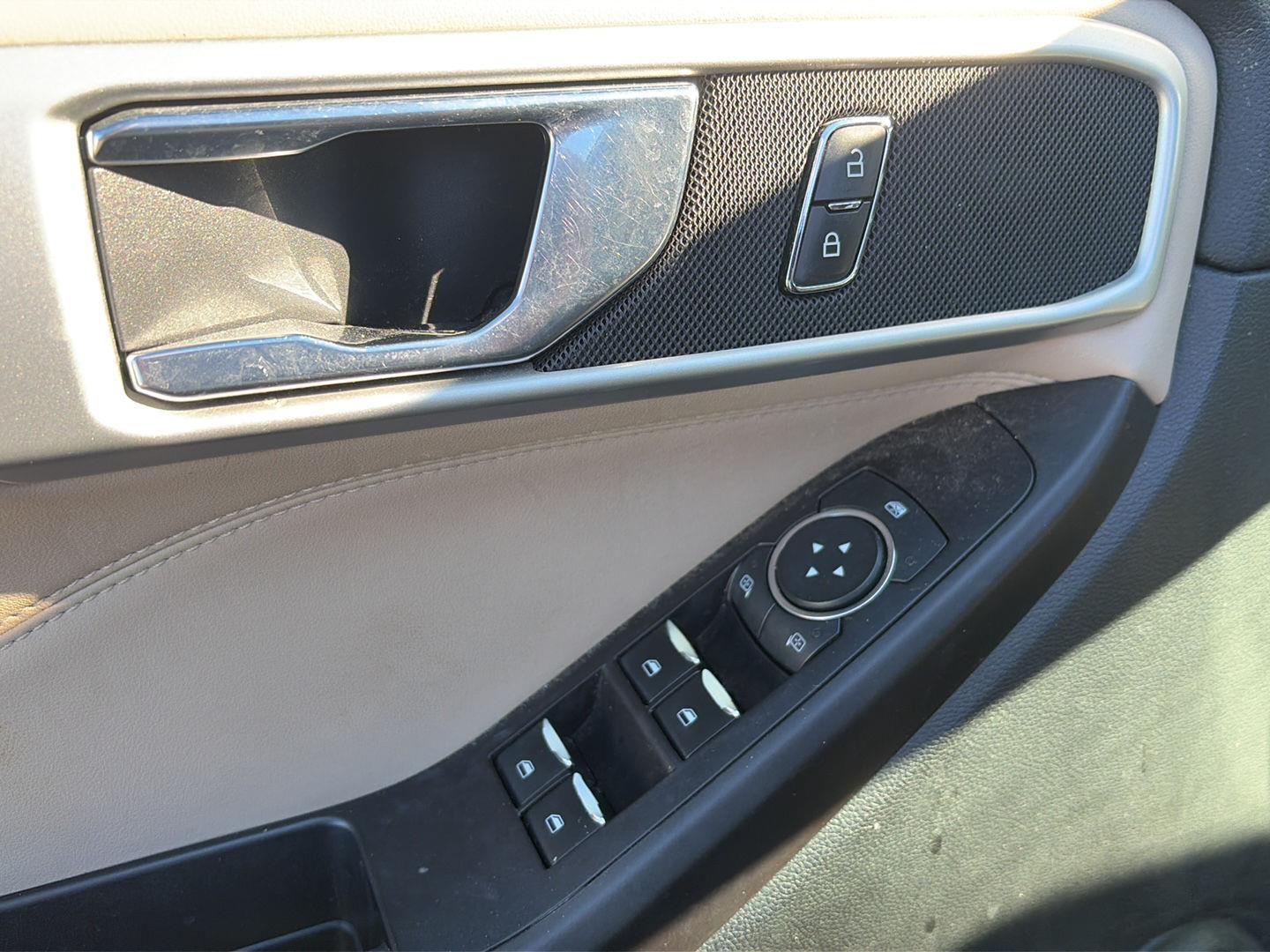 Used 2020 Magnetic Ford XLT image 9